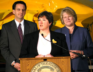 Gov, Lt Gov, Sue M