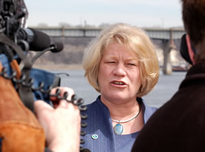 Lt. Gov. talks to reporters