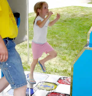 Rest area dancers