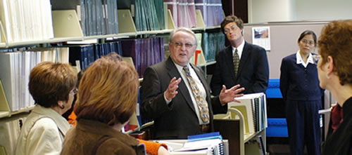 Tour of Mn/DOT library