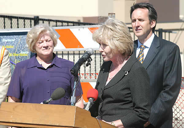 Touring the site of the Northstar Corridor and Hiawatha Light Rail Line intersection