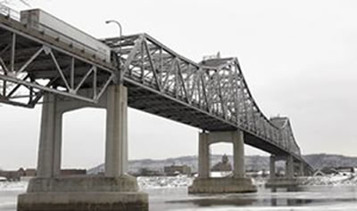 Hwy 43 bridge in Winona