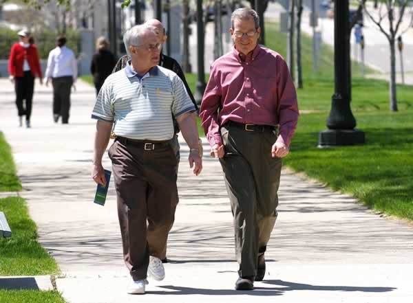 2 men walking