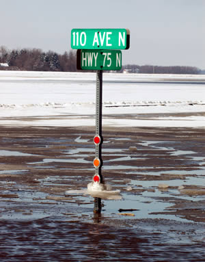 Flooded Hwy 75 