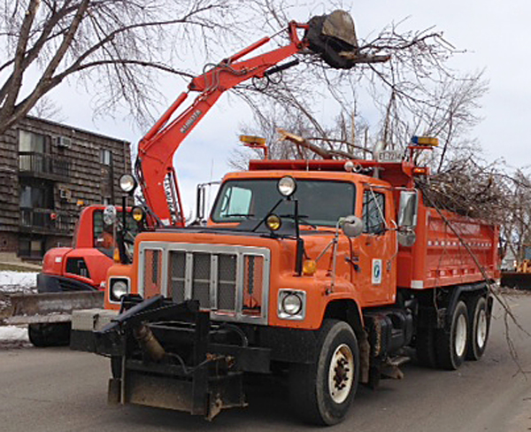 Crews clean up after ice storm