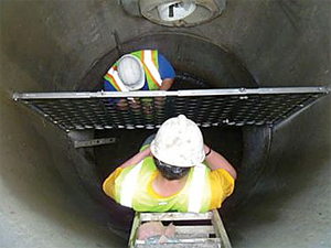 Photo of St. Anthony Falls Laboratory Baffle. 