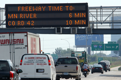 Photo of a traffic alert sign.