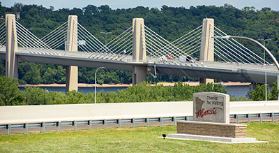 Photo of the St. Croix River Crossing.