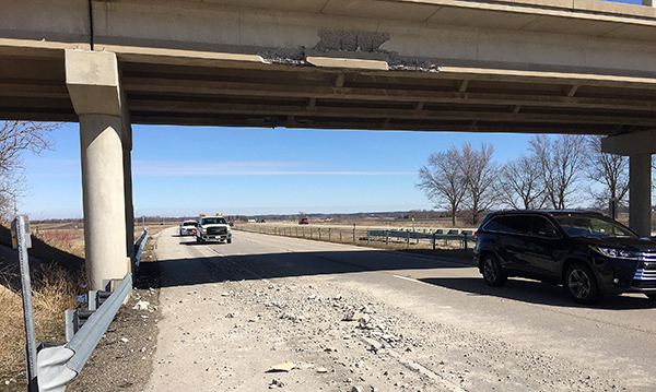 Steele County Road 31 bridge over Interstate 35