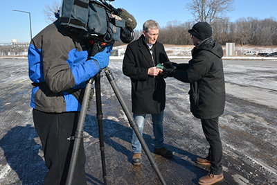 Photo of Dan Rowe interviewed by Josh Rosenthal.