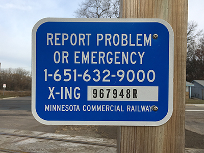 Photo of emergency notification sign.