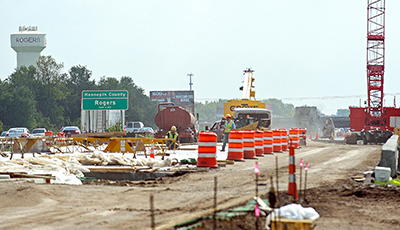 Photo of construction on I-94 in Rogers.