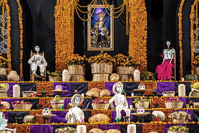 Photo: Community ofrenda.