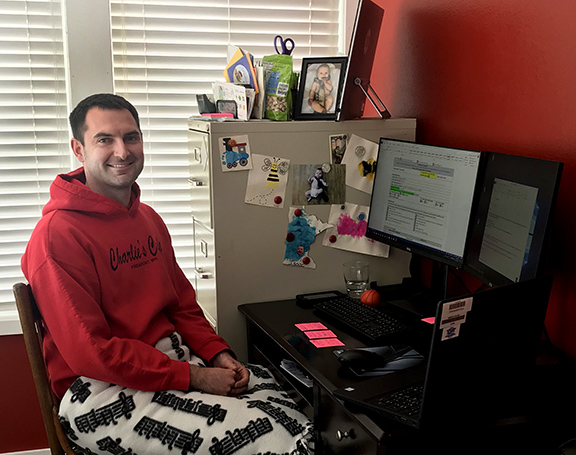 Photo: Peter Engelmeyer working from home